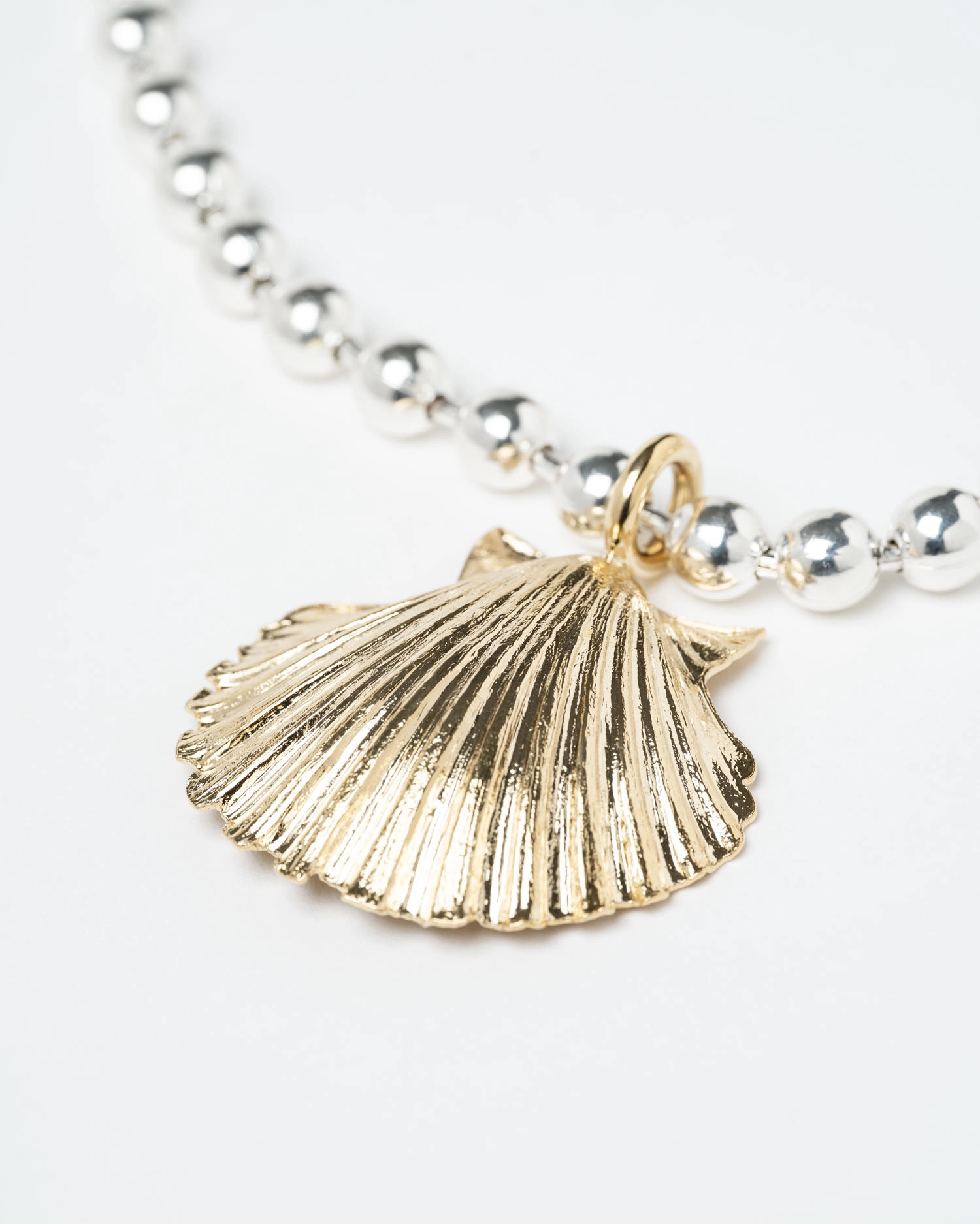 Collier Bubble Shell