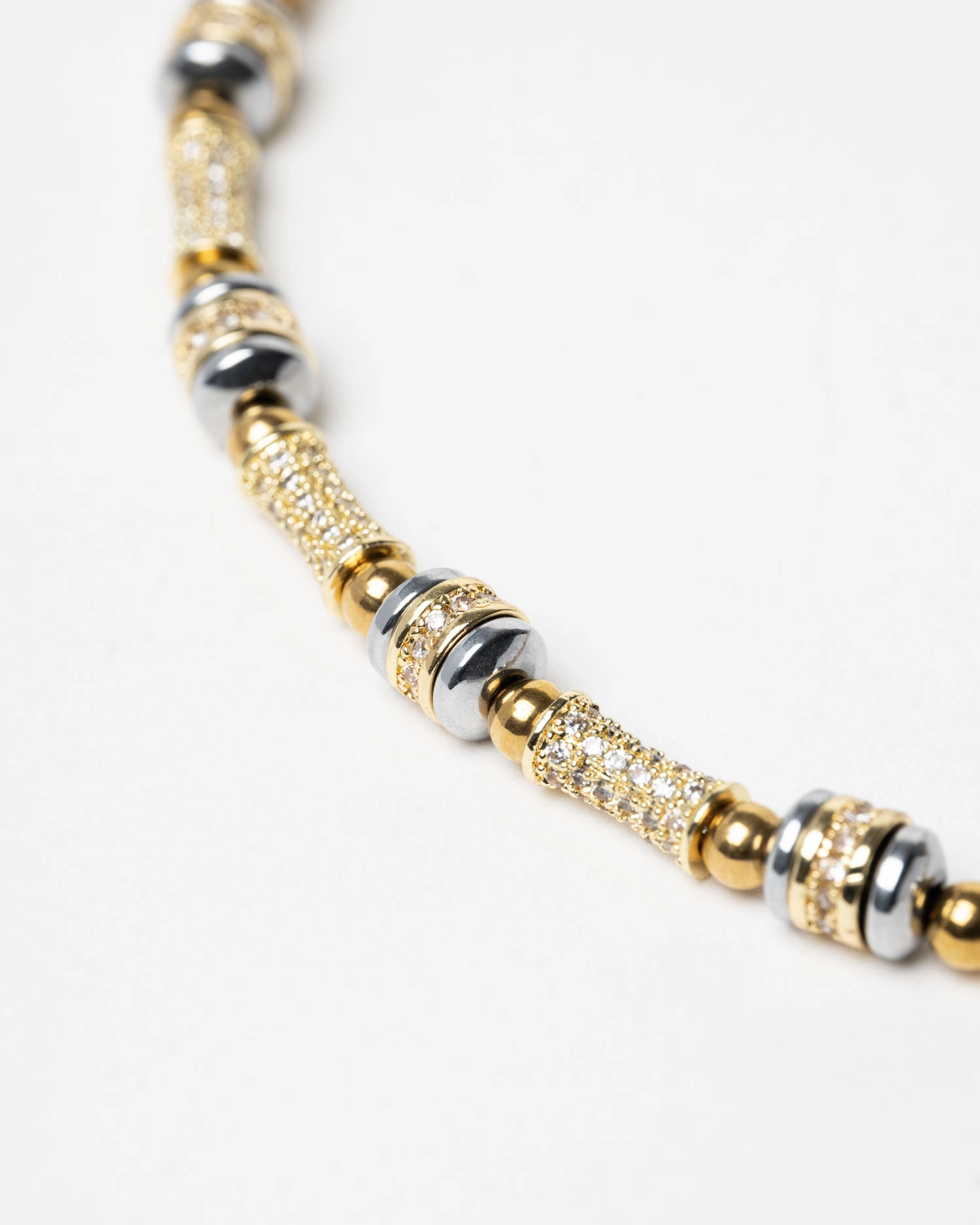Collier Dust