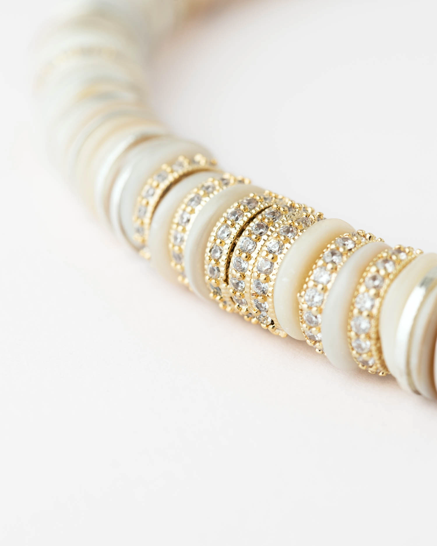 Collier Rondelle Cream